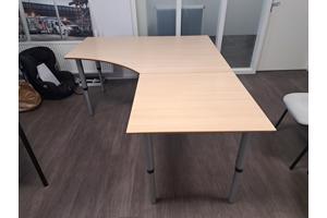 Zo goed als nieuw bureau