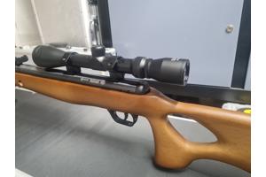 Crosman Valiant 4.5 Knikloopbuks nieuwstaat