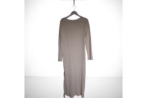 Stretchy beige jurk met split XXL