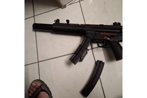 Mp5 jing hong  sd5 airsoft
