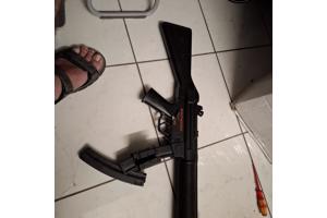 Mp5 jing hong  sd5 airsoft