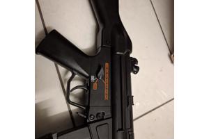 Mp5 jing hong  sd5 airsoft