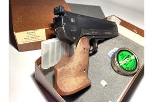 match pistool, wedstrijdpistool met magazijntje