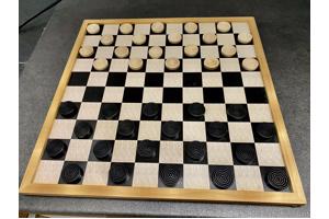 Mooie als Nieuwe Schaak Bijzettafel met Grote Schaak Stukken