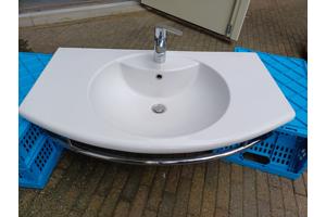 Catalano wastafel  SFERA met Grohe kraan