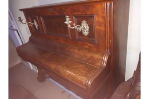 Piano moet weg vóór 30 oktober.