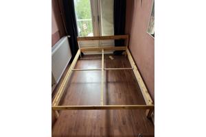 Mooi werkend Ikea bed, lattenbodem en optioneel matras
