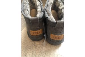 Uggs ultra mini maat 36