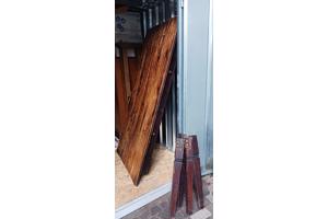 Houten koloniale tafel
