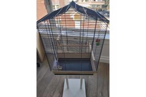 Parkietenkooi met standaard