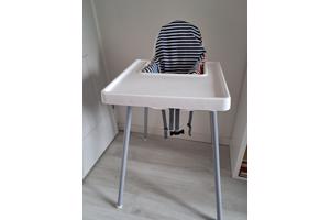 kinderstoel met stoelverkleiner