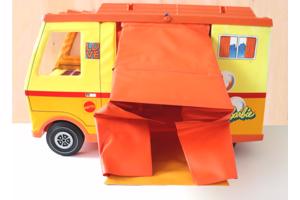 Mattel - Vintage 1970 - 1979 Mattel Barbie Camper