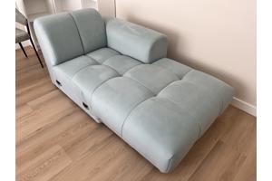 Licht blauwe chaise longue bank