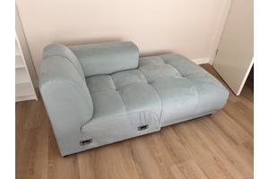 Licht blauwe chaise longue bank
