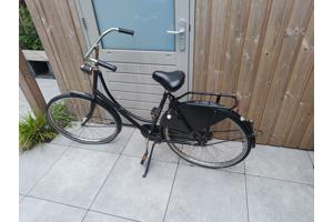 Zwarte Oma fiets