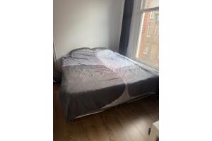 2-persoons boxspring + matras (180*200)