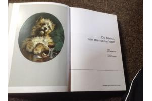 Boek van honden ,lieve en schattige huisdieren ,mensenvriend