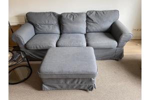 IKEA bank grijs met poef