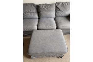 IKEA bank grijs met poef