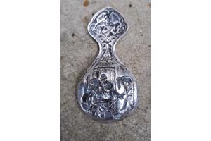 Antieke verzilverde theeduim .(ZFV 40).