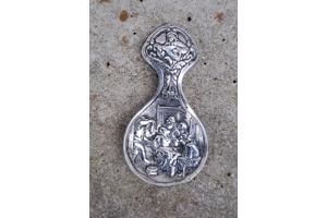 Antieke verzilverde theeduim .(ZFV 40).