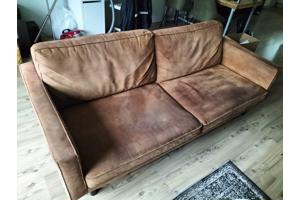 Stoere bruine industriële bank