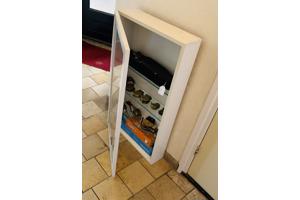 Vitrinekastje (gebruikt) te koop