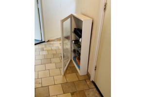 Vitrinekastje (gebruikt) te koop