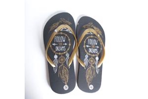 Teenslipper zwart goud met strass steentjes 34