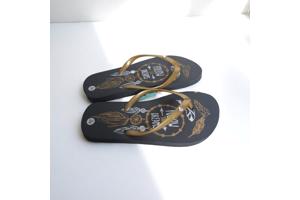 Teenslipper zwart goud met strass steentjes 34