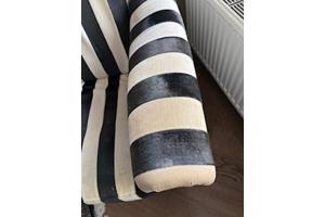 2 FAUTEUILS OM OPNIEUW TE BEKLEDEN