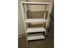 Wit metalen berging kasten