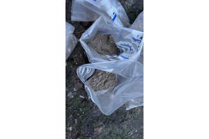 Wit zand in zakken, vul-/speelzand.