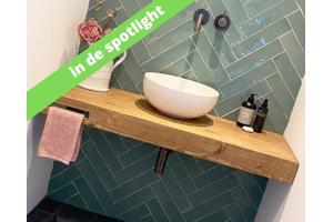 7,5x30 groene handvormtegels in mat en glans uit voorraad