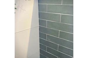 7,5x30 groene handvormtegels in mat en glans uit voorraad