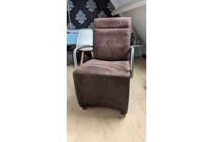 Bruine eetkamer stoelen 2 stuks