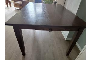 Prachtige klassieke tafel