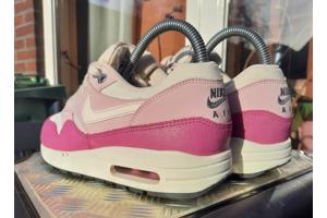 Nike Air Max 1 Sail Arctic Pink maat 36,5 36.5