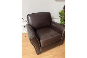 Bank en/of twee stoelen