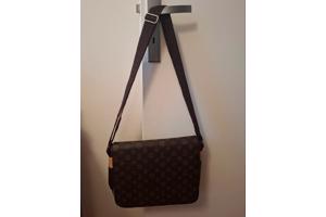 Abbesses Messenger tas