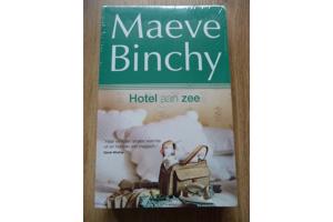 Maeve Binchy : hotel aan zee. ( nieuw in folie ) . Ierland.
