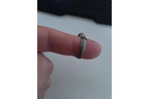 tekoop een antieke lodenring met agaat