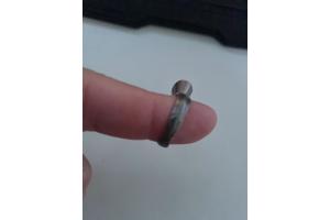 tekoop een antieke lodenring met agaat