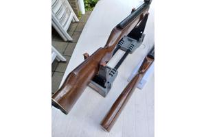 Te koop 2 luchtgeweren