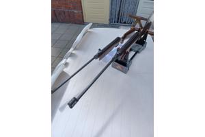 Te koop 2 luchtgeweren