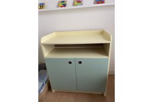 Commode op stahoogte.