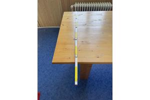 demontabel houten wandmeubel met bureau/tafel