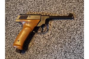 Vintage BB shooter: Healthways Plainsman (12 gram variant)