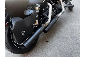 HARLEY-DAVIDSON Dyna Streetbob