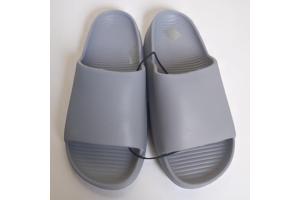 Heren slippers effen grijs 41